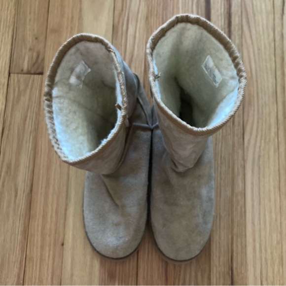 GUC Vintage Delias Aspen Shorti suede sherpa lined booties. UggSand  Size 8. - Picture 8 of 11